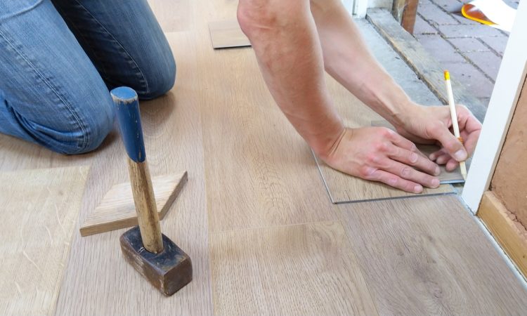 Floor Flooring Carpenter Interior  - Skitterphoto / Pixabay