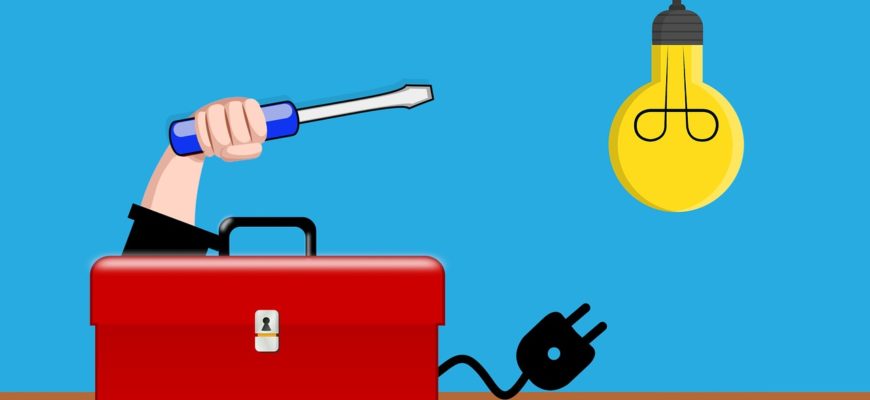 Electrician Toolbox Lightbulb Cable  - mohamed_hassan / Pixabay